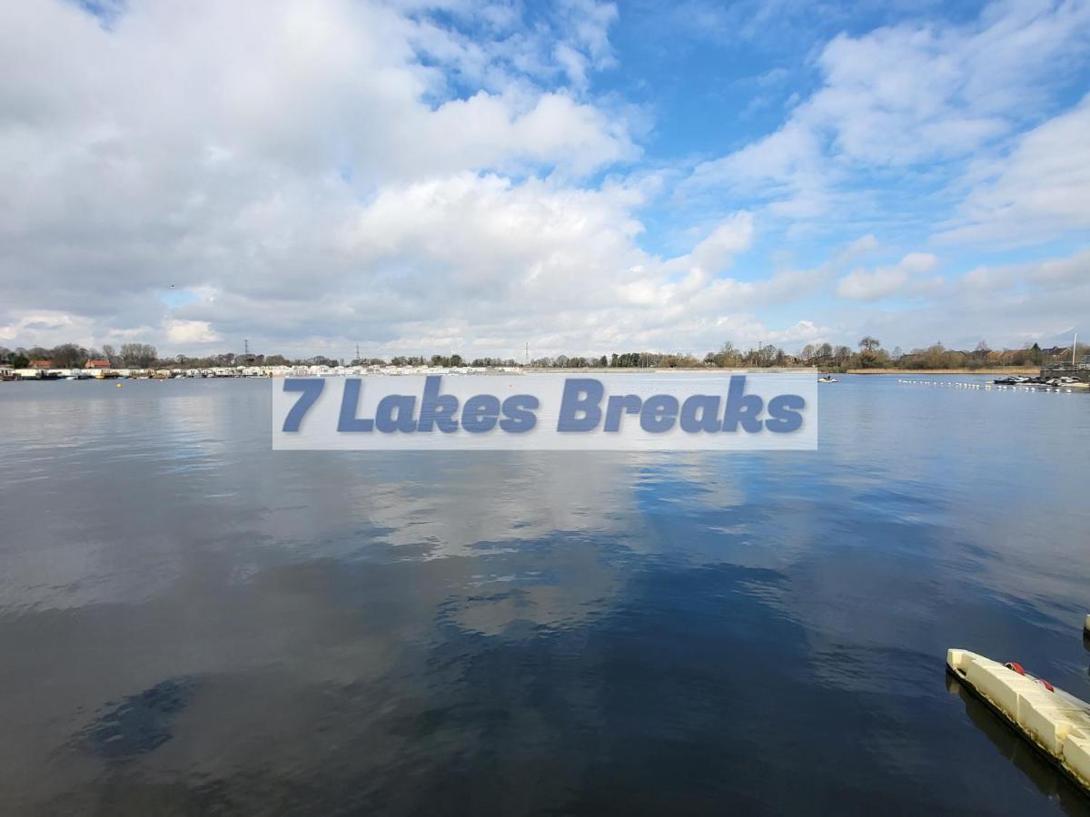 7 Lakes Breaks At 7 Lakes Country Park Crowle  Exteriér fotografie